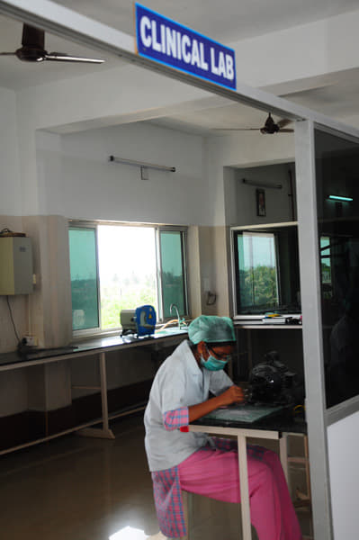 Vivekananda Dental College For Women Tiruchengodu Academic Facility photo 20